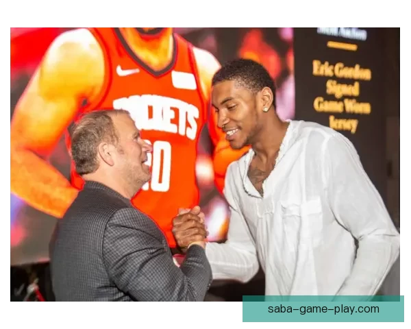 里夫斯决定放弃1490万球员选项 今夏将成为完全自由球员 里夫斯决定放弃1490万球员选项 今夏将成为完全自由球员